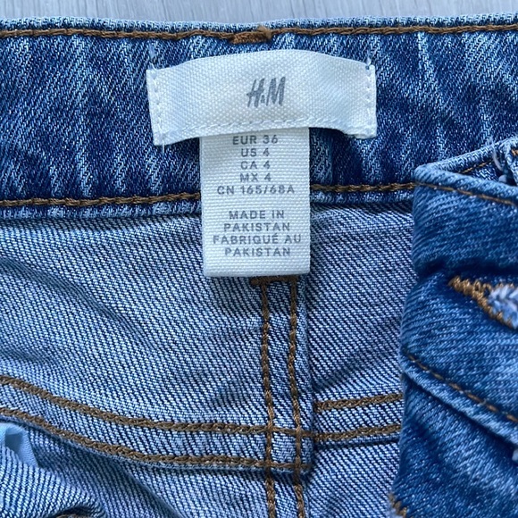 Straight mom jeans bought from H&M, size US 4. - Picture 2 of 4